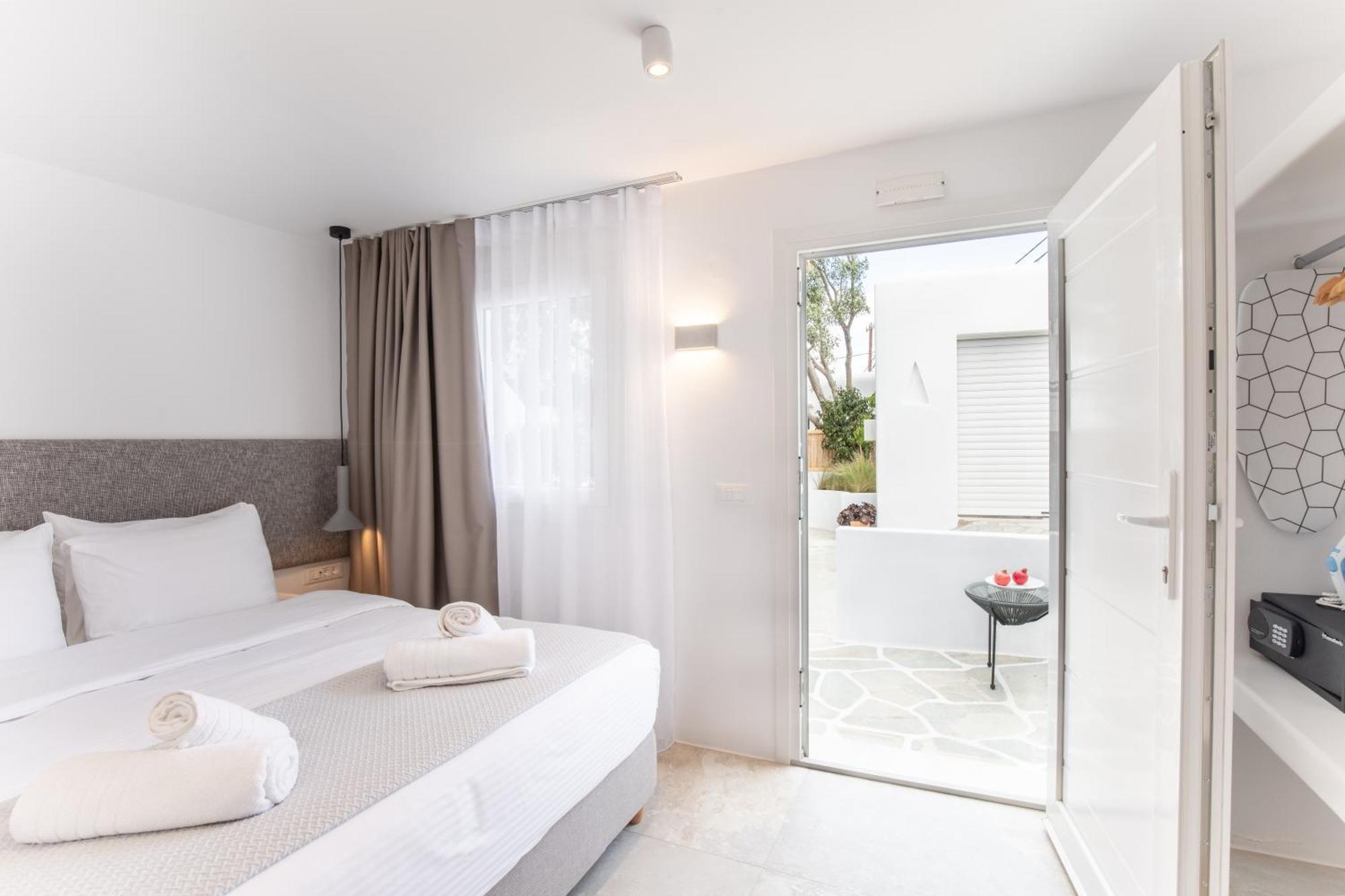 Mytheo Aparthotel Mykonos Town Exterior photo